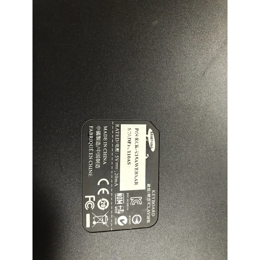 Samsung Mini Ipad Keyboard White and black S/N DF1C220AS P/N:ECR-K15AWEBXAR